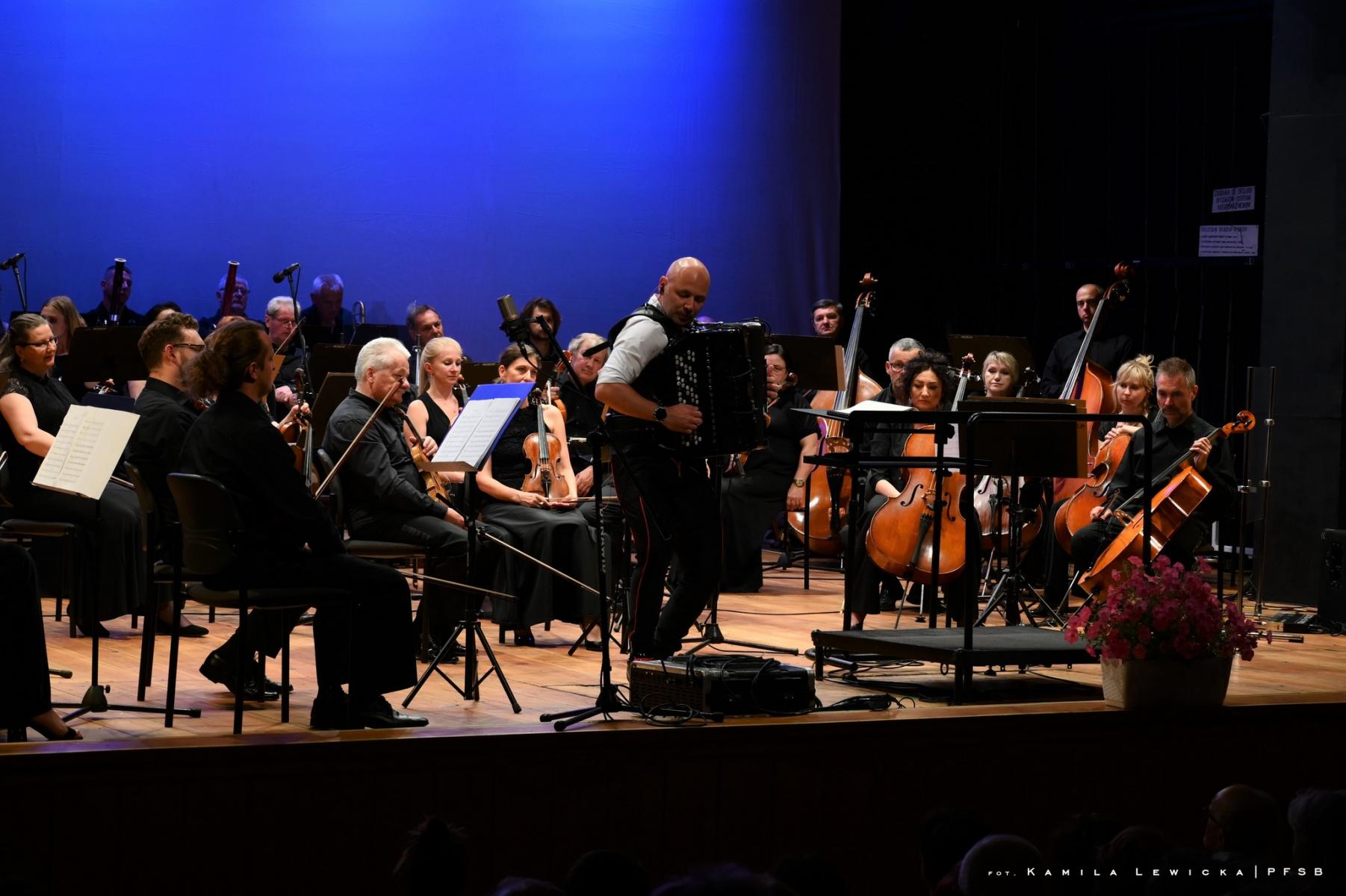 Wyjście asystentów i osób niepełnosprawnych do Filharmonii Sinfonia Baltica